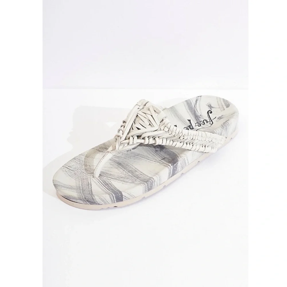 FREE PEOPLE Ivy Flip Flop